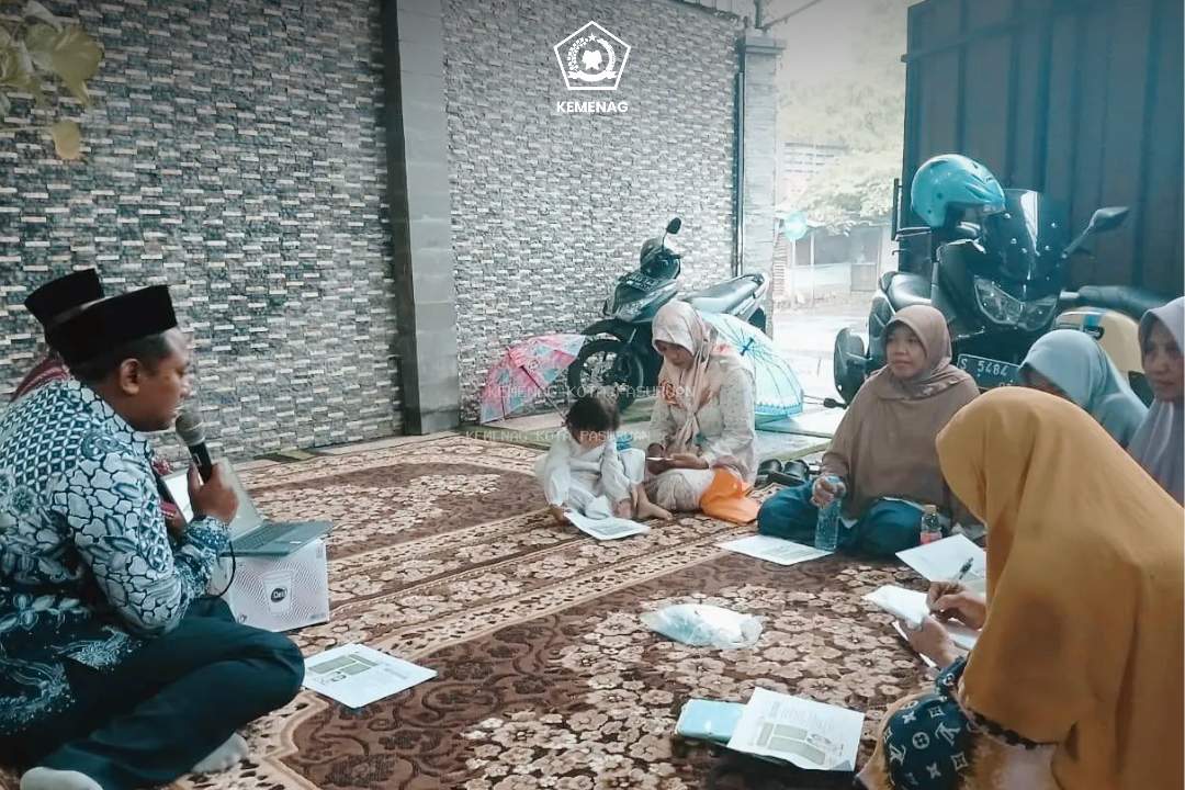 Ta'lim Rutin dan Sosialisasi Pemanfaatan Media Sosial untuk Berkas Administrasi Nikah di Kelurahan Blandongan