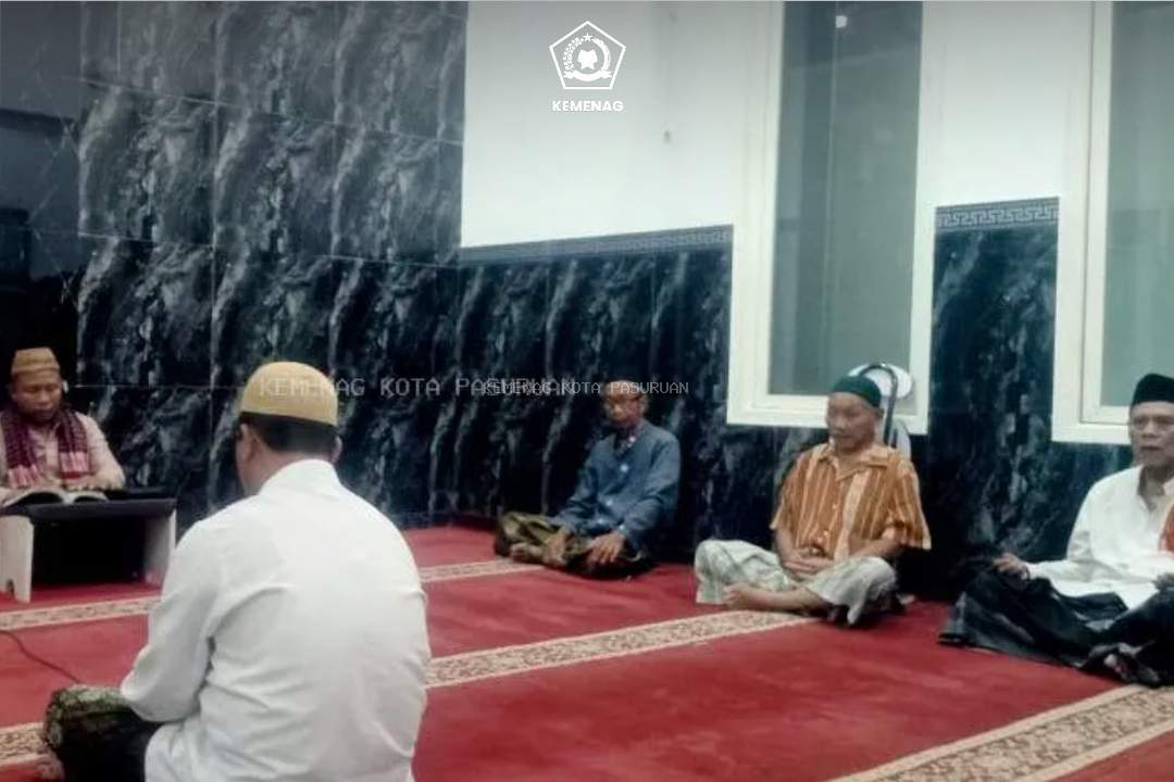 Pengajian Rutin Majlis Taklim Bustanul Ulum Bahas Etika Hari Jumat Berdasarkan Kitab Bidayatul Hidayah