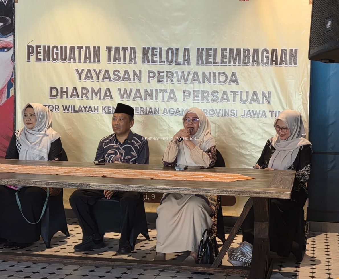 Ketua DWP Kemenag Kota Pasuruan Hadiri Penguatan Tata Kelola Kelembagaan DWP Kanwil Kemenag Jatim di Banyuwangi